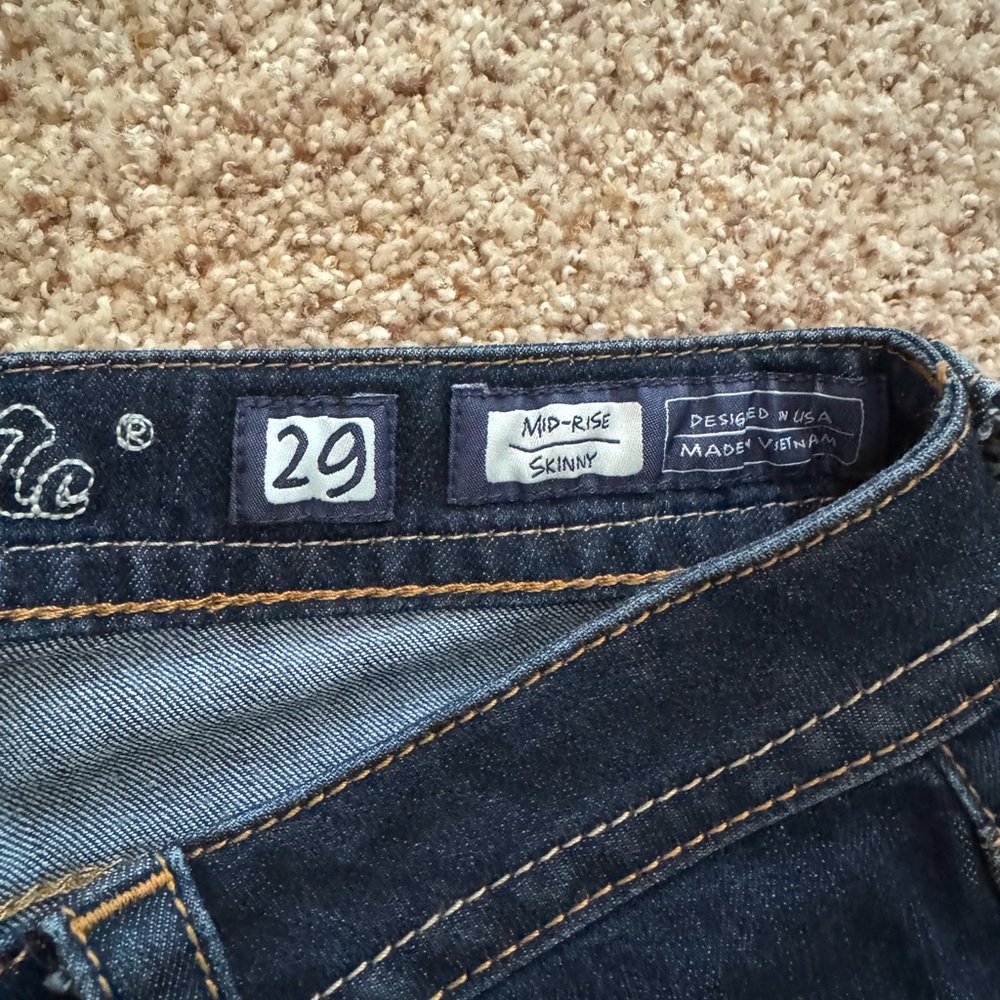 Miss Me Mid-Rise Dark Wash Skinny Jeans - Picture 4 of 7